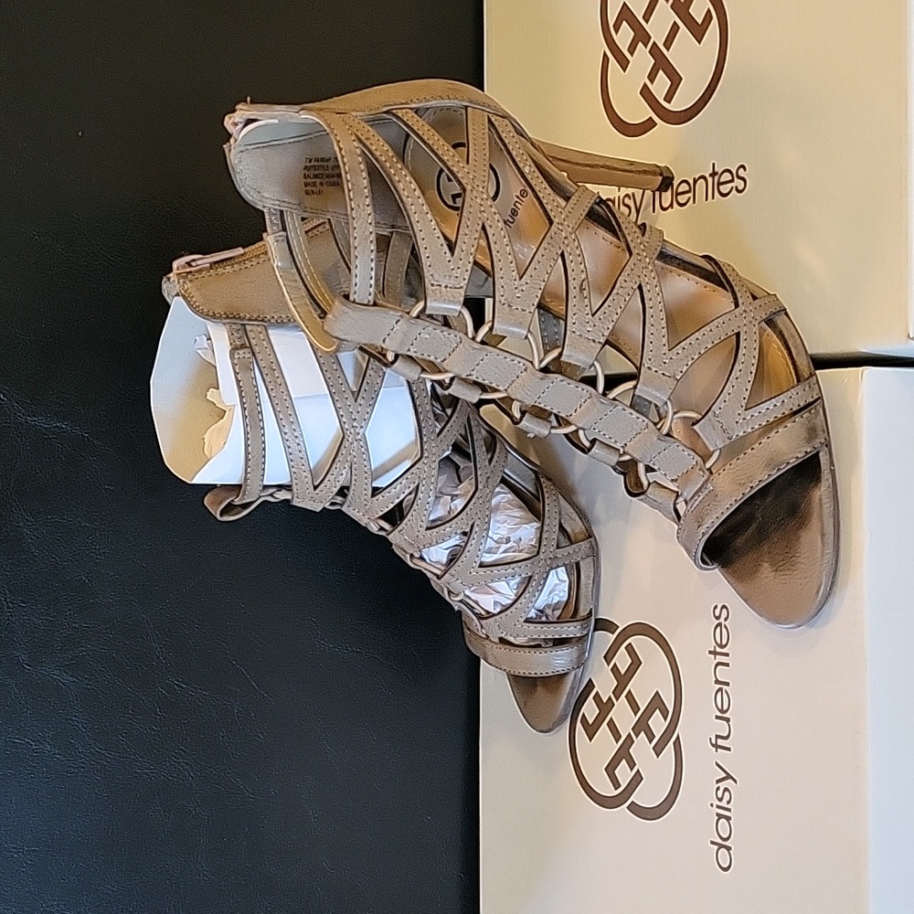Daisy Fuentes Farrah Heels